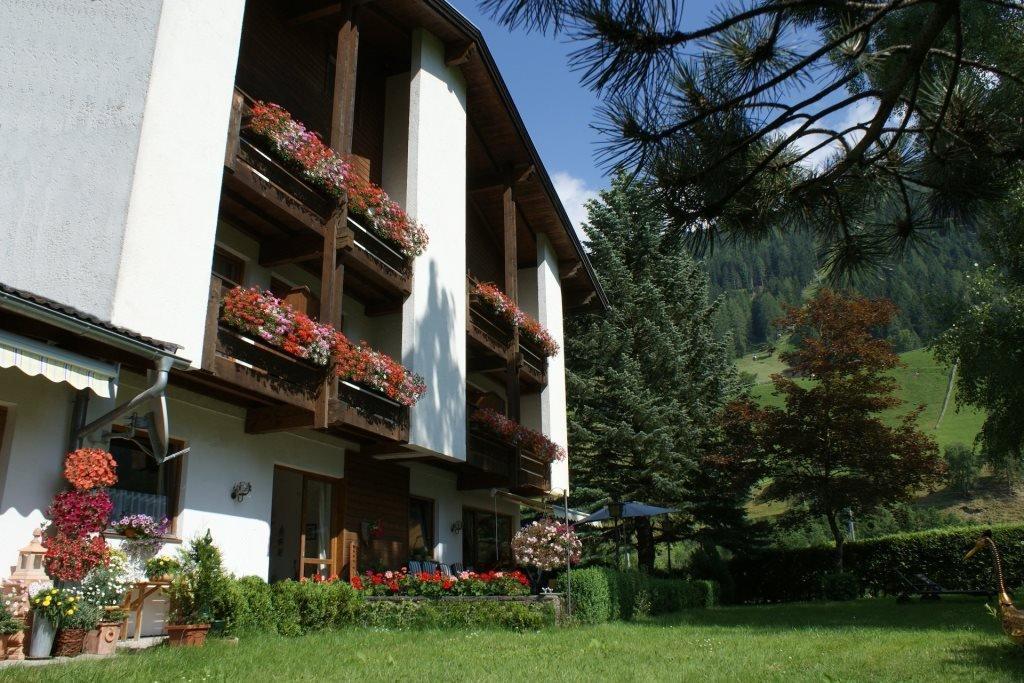 نيوستيف ام ستوبيتا Apartments Mooshof المظهر الخارجي الصورة